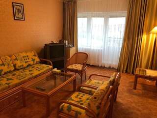 Гостевой дом Active Guest House Клайпеда Люкс с кроватью размера «king-size»-3